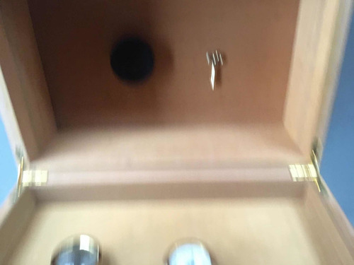Imagen 2 de 5 de Humidor De Habanos Nogal