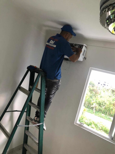Imagen 3 de 3 de Desinstalación Y Instalaciones De Aires