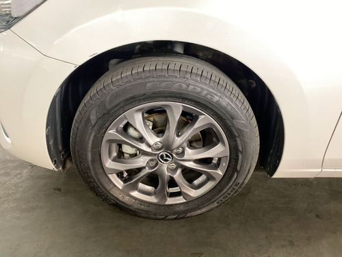 Imagen 25 de 25 de Mazda 2 Sedan