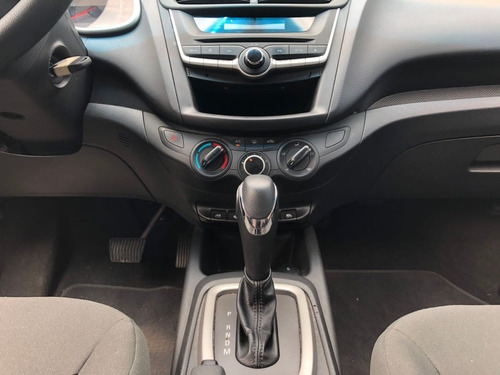 Imagen 13 de 14 de Chevrolet Aveo 2018 1.6 Ls Aa Radio Nuevo At