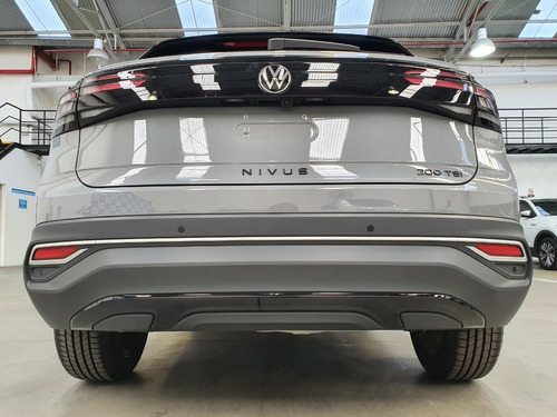 Imagen 6 de 25 de Volkswagen Nivus 1.0 Tsi Highline Tip My 22 Bonificaciones