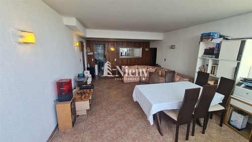 Depto En Venta De 3 Dorm. Plan De Reñaca Con Vista Al Mar.