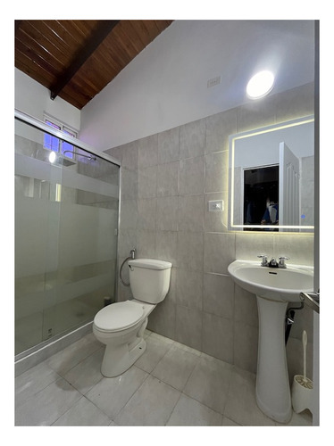 Se Vende Casa 150m2. 3h/3b/2p. Guatire. Villas De Buenaventura.
