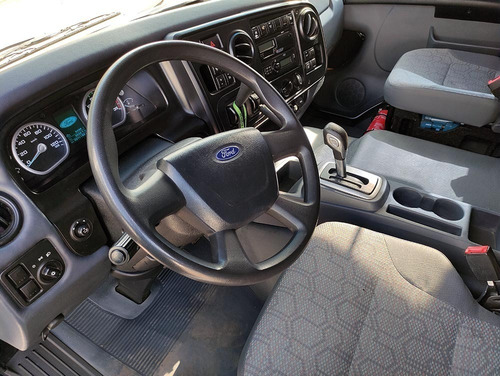 Imagem 5 de 10 de Ford Cargo 2429 2017 6x2 Aut. Leito Chassi, Sb Veiculos