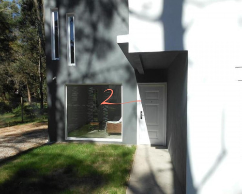 Casa Minimalista En Pinares. Excelente Oportunidad!- Ref: 5485