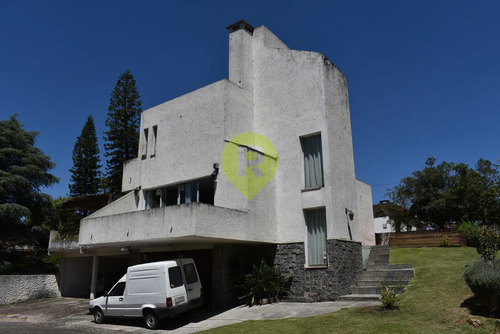 Venta De Casa En Esquina A 500 Mts Del Mar Potencial De Ampliación