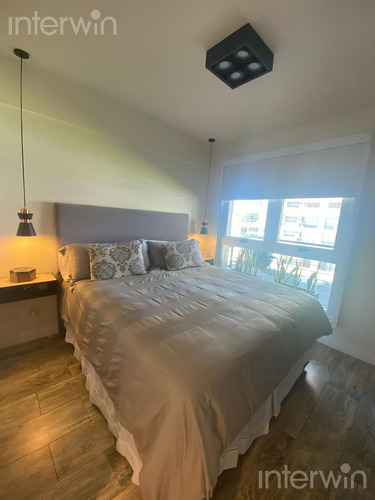 Departamento - 2 Ambientes - Con Balcón Y Cochera - Olivos - Vicente Lopez - Venta