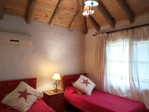 Alquiler Temp Casa 3 Dorm C/piscina El Tesoro Mb Ubicacion (ref: Atm-1172)