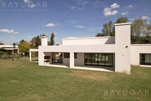 Imagen 4 de 27 de Venta | Excelente Casa A Estrenar En La Escondida, Manzanares | Bayugar Negocios Inmobiliarios