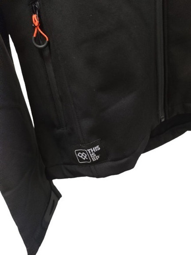 Imagen 4 de 8 de Campera Softshell Hombre This Is Bp Importada/ Potenza Shop