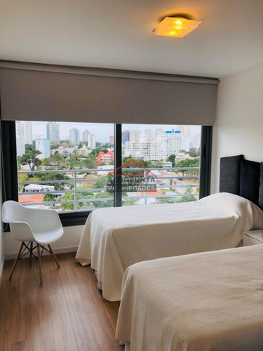 Apartamento En Mansa, 2 Dormitorios *- Ref: 4886