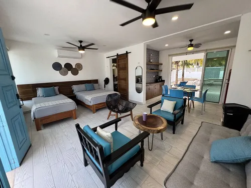 Casa En Venta De Dos Planta A 3 Cuadras Del Mar De Telchac Puerto.