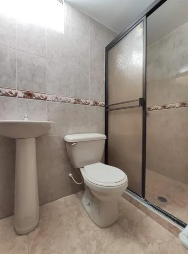 Apartamento En Arriendo En La Merced. Cod A9198