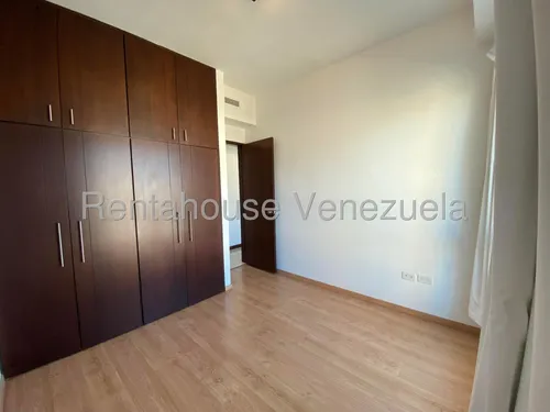 Adt Apto En Venta En Santa Rosa De Lima 25-14246 Yf