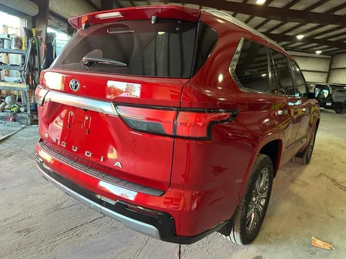 Toyota Sequoia Hibrida Capstone