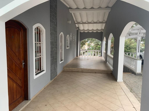 Imagem 14 de 15 de Casa Em Um Dos Melhores Condomínios De Arujá J.02