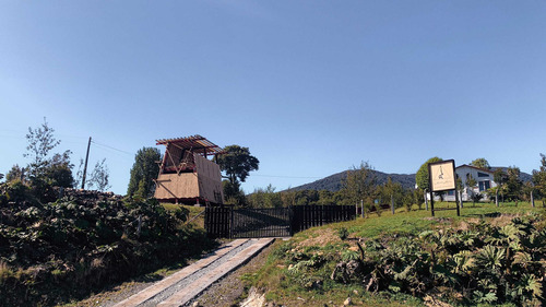 Lotes En Proyecto Ecológico, Hualaihue (69399)