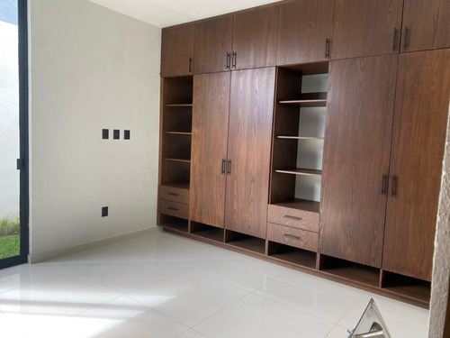 Hermosa Casa En Lomas De Cuernavaca Nueva En Privada Con P
