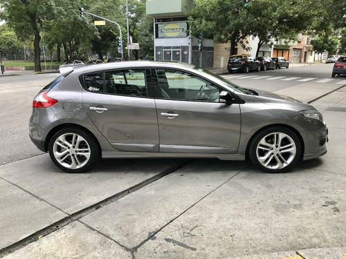Renault Megane 3 Luxe 2011 2.0 16v M4r Unico!!