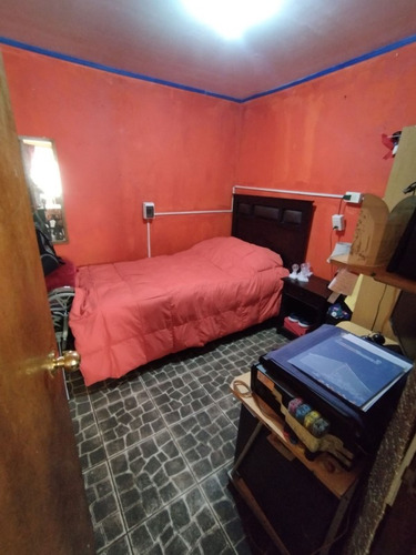 Casa 3d, 1b, 2e, 1bo. - Metro Neptuno.
