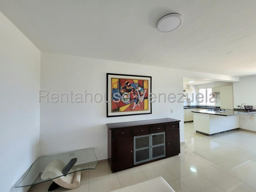 Estefani Salon Vende Hermoso Apartamento En Ciudad Roca-lara-25-14104