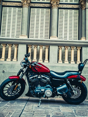 Imagen 1 de 9 de Harley Davidson Sportster Iron 883