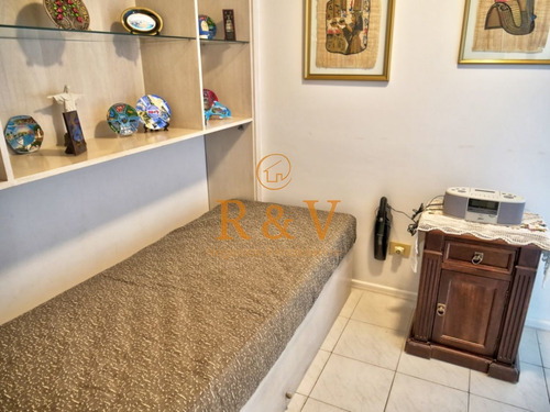 Imagen 13 de 14 de Apartamento De 1 Dormitorio Y Medio Con Vista Al Mar - Venta, Playa Brava