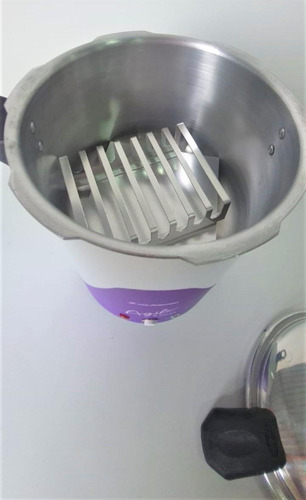 Autoclave Vertical Analógica 05 Litros Roxa 110v- Volaremed