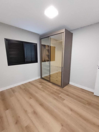 Casa Térrea Impecável Em Condomínio Fechado !!!!