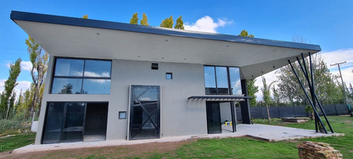 Se Vende Casa Minimalista Bºvilla Atilia-lujan