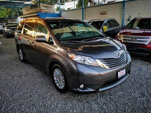 Imagen 3 de 15 de Toyota Sienna 2014 3.5 Xle Piel Mt