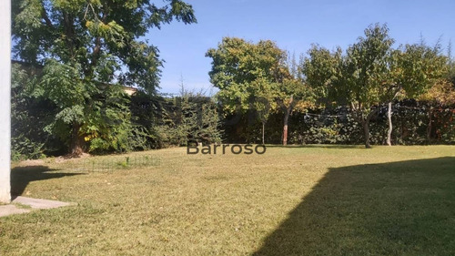 Imagen 20 de 26 de Se Vende Hermosa Casa Con Gran Terreno Lujan Perdriel