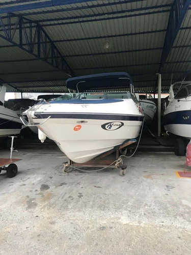 Lancha Ventura 23 Motor