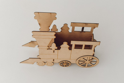 Tren 1 Locomotora Y 4 Vagones Mdf 3mm