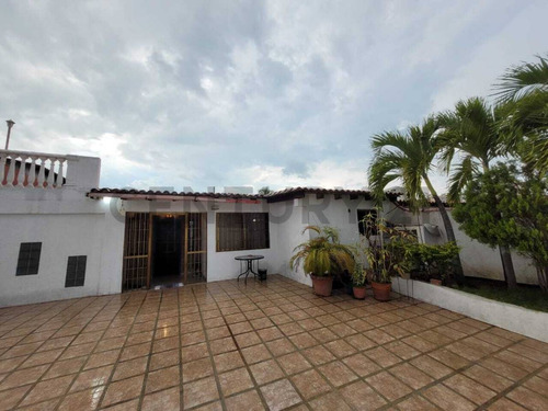 Casa En Venta Lechería. Morro Iii