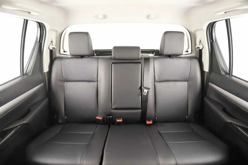 Imagen 12 de 15 de Toyota Hilux Srx 4x4 At