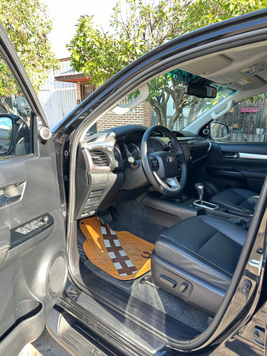 Toyota Hilux Pick-Up 2.8 Cd Srx 177cv 4x4 At