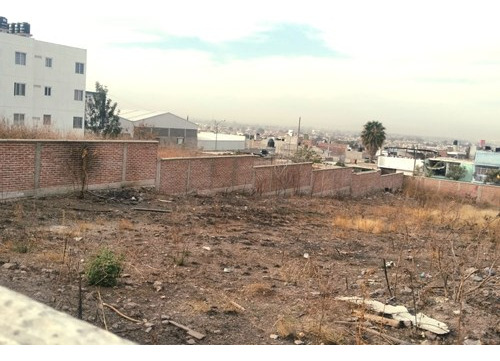 Terreno Bardeado En  Renta En Cerrito De Jerez.  Sur De León, Bodegas, Locales Comerciales, Come...