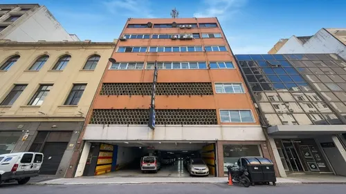 Complejo Comercial Mixto Monserrat | Garage Operativo 114 Cocheras + Oficin
