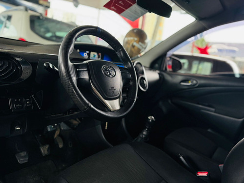 Toyota Etios Toyota Etios X 1.3 (Flex)