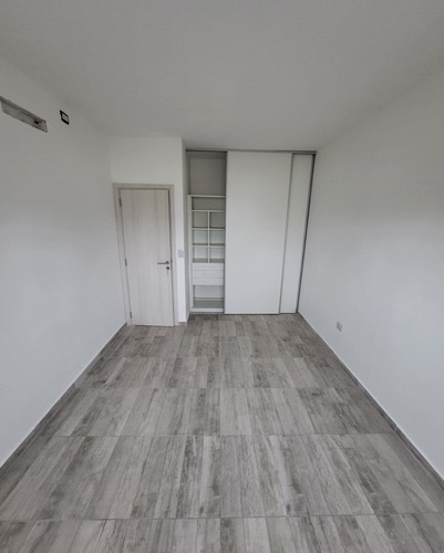 Imagen 18 de 23 de La Calandria, Duplex De 3 Dormitorios, Patio Con Pileta, 3 Baños, Escritorio