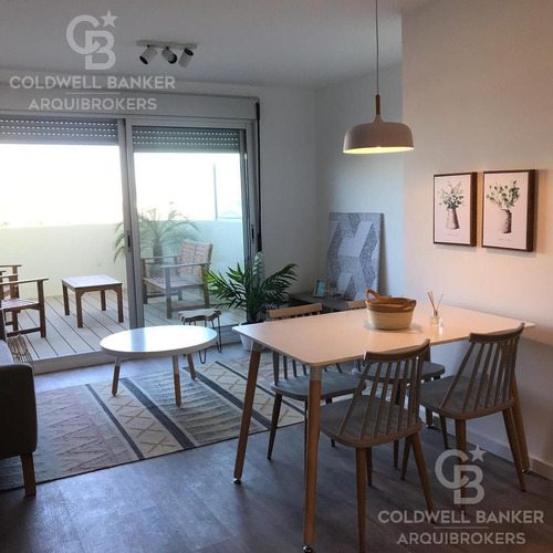 Imagen 5 de 14 de Apartamento De 2 Dormitorios En Venta En Centro Equipado
