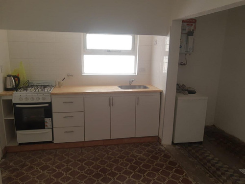 Casa En Venta - 3 Dormitorios 2 Baños - 400 Mts2 - Comandante Nicanor Otamendi