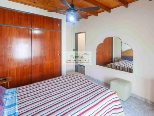 Ph De 4 Ambientes Con Cochera Cubierta Y Patio En Villa Ballester