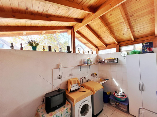 Casa En Arriendo De 4 Dorm. En Huechuraba