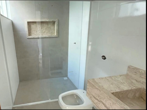 Casa Com Piscina 2 Quartos E Uma Suíte