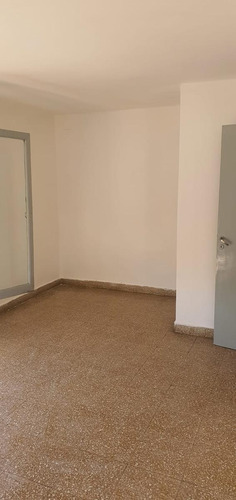 Piso En Alquiler