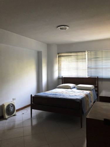 Imagen 6 de 9 de Se Vende Apartamento En Prebo Valencia Inf 04141426682