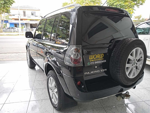 Imagem 4 de 11 de Mitsubishi Pajero Tr4 2011 2.0 Flex Aut. 5p