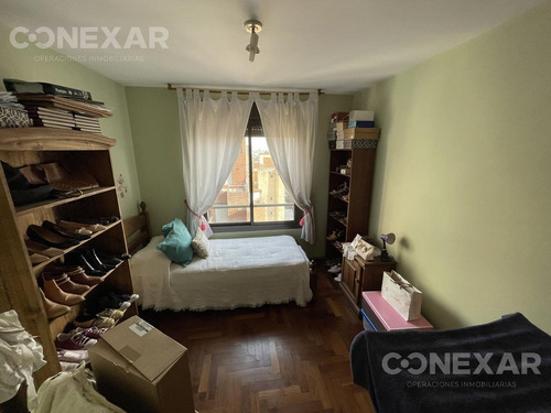 Imagen 7 de 14 de ººº Piso Alto Con 2 Balcones A Mts. De Yrigoyen ººº